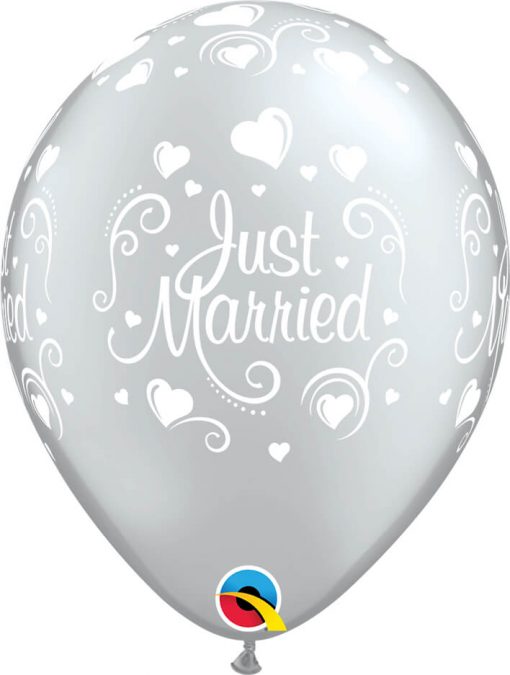 11" / 28cm 6szt Just Married Hearts Silver Qualatex #19136